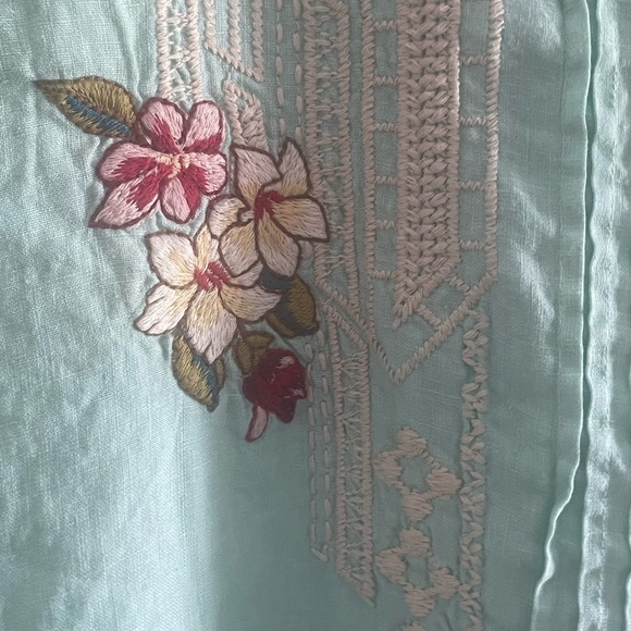 EUC Johnny Was LA Floral Embroidered BOHO Contessa Pintuck Poncho Blouse Size XL - Picture 4 of 15